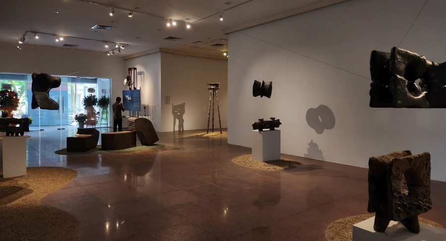 Hai tư duy sáng tác hội ngộ tại triển lãm ‘Vọng khơi’