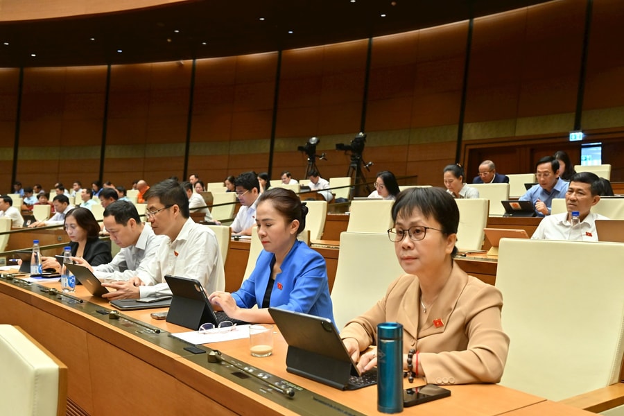 Nâng cao quyền tự chủ của các cơ sở giáo dục gắn với bảo đảm chất lượng, hiệu lực, hiệu quả