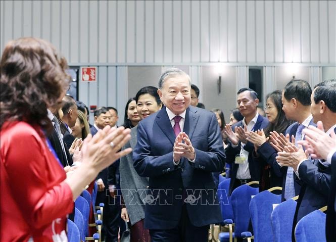 Tổng Bí thư Tô Lâm gặp gỡ cộng đồng người Việt tại Bắc Âu, khẳng định vai trò cầu nối hữu nghị Việt Nam – Phần Lan