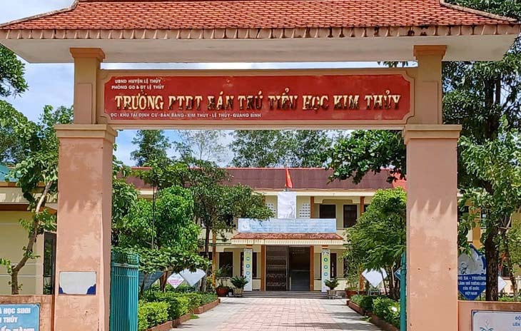 Vụ 40 học sinh bị ngộ độc tại Quảng Trị: Tiếp tục đình chỉ công tác đối với Phó Hiệu trưởng