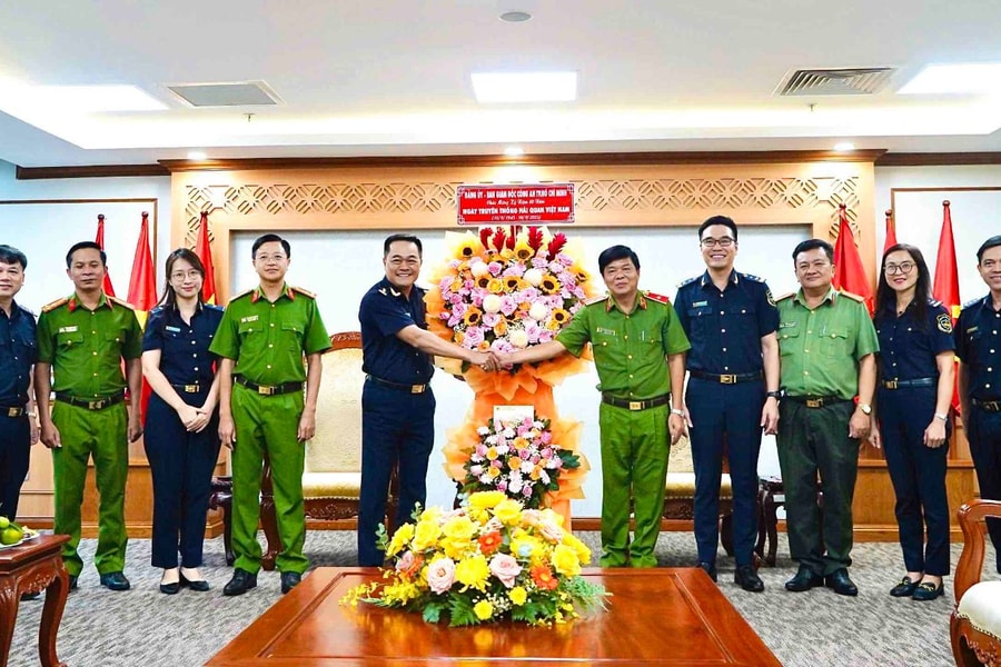 Chi cục Hải quan Khu vực II và Công an TP.Hồ Chí Minh: Hiệp đồng sức mạnh, nâng cao hiệu quả chống buôn lậu và gian lận thương mại