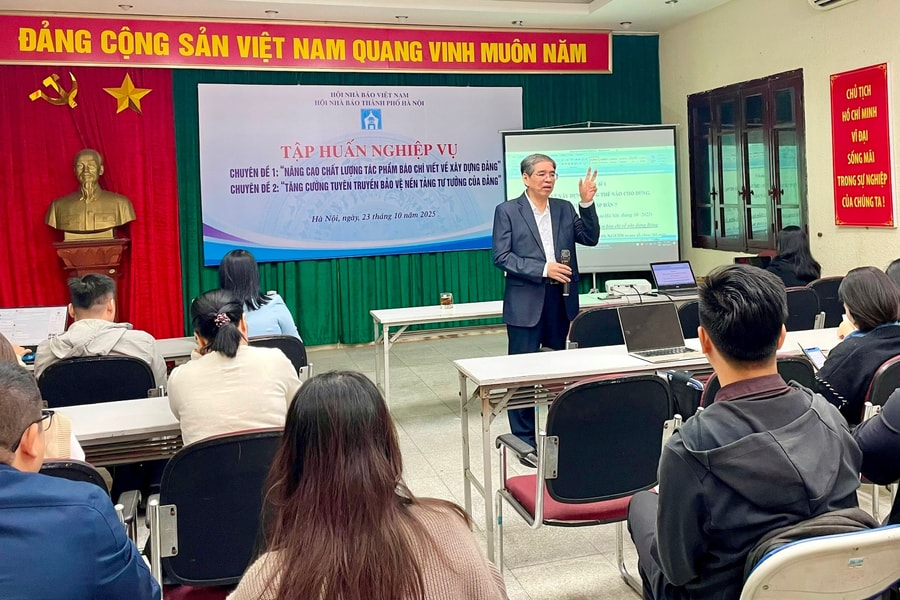 Nâng cao chất lượng tác phẩm báo chí viết về xây dựng Đảng và bảo vệ nền tảng tư tưởng của Đảng