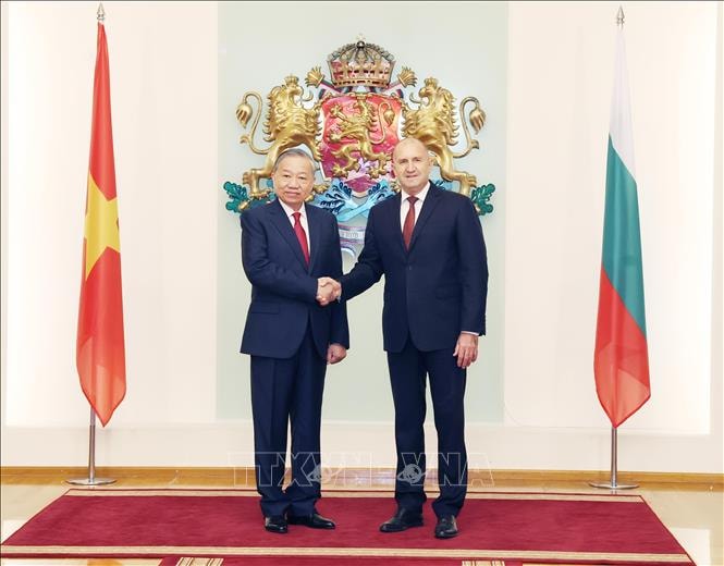 Việt Nam-Bulgaria thiết lập quan hệ Đối tác chiến lược