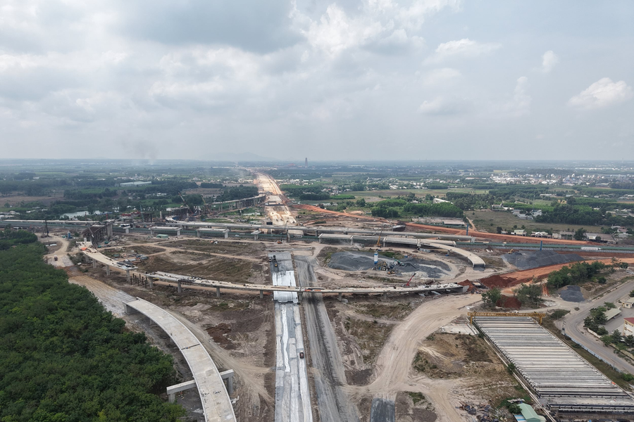 Dự án thành phần 2 cao tốc Biên Hòa - Vũng Tàu thi công chậm trễ, manh mún