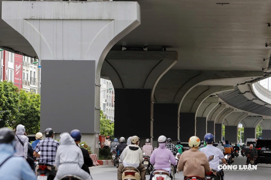 Hà Nội làm mới diện mạo Vành đai 2 bằng hơn 200 màn hình LED