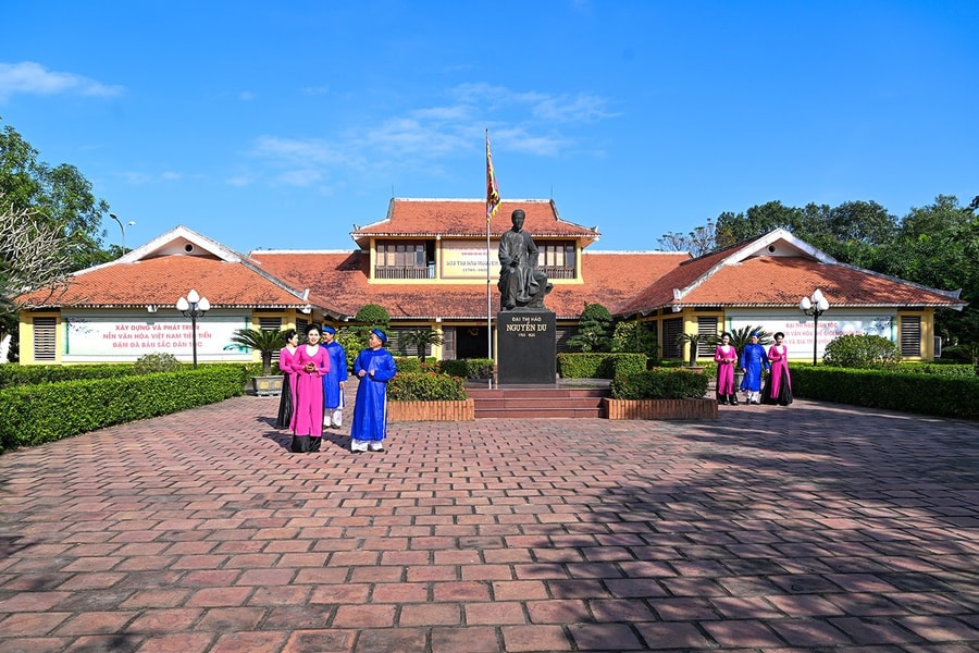 Xây dựng Tiên Điền trở thành điểm sáng trong phát triển văn hóa – du lịch Hà Tĩnh