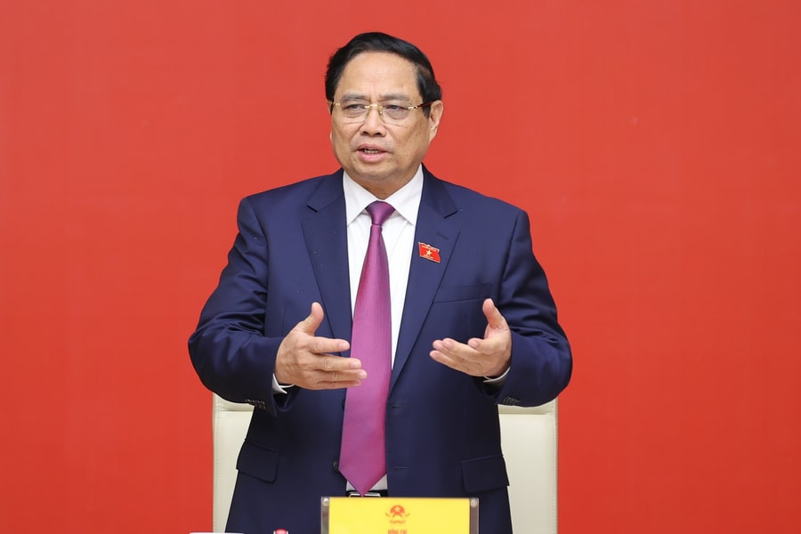 Thủ tướng yêu cầu xây dựng bộ tiêu chí đánh giá cán bộ: Kiểm điểm hằng tuần, xếp loại hằng tháng, hằng quý