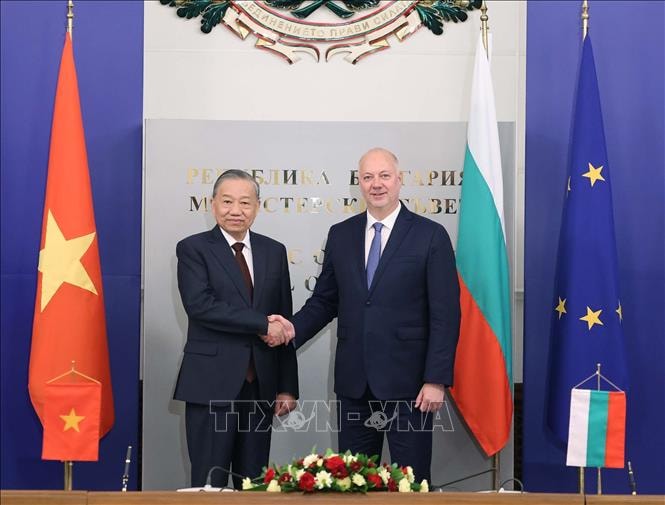 Tổng Bí thư Tô Lâm hội kiến Thủ tướng Bulgaria Rosen Zhelyazkov, nhất trí thúc đẩy quan hệ hai bên lên tầm cao mới