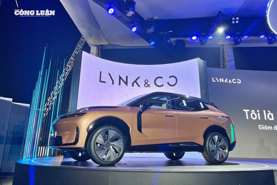 Lynk & Co 08 EM-P giá từ 1,299 tỷ đồng tại Việt Nam