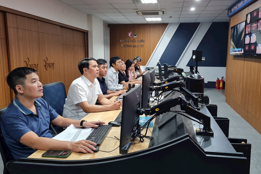 Luật Báo chí (sửa đổi) cần ‘trao quyền' cho báo chí sống được trong môi trường số