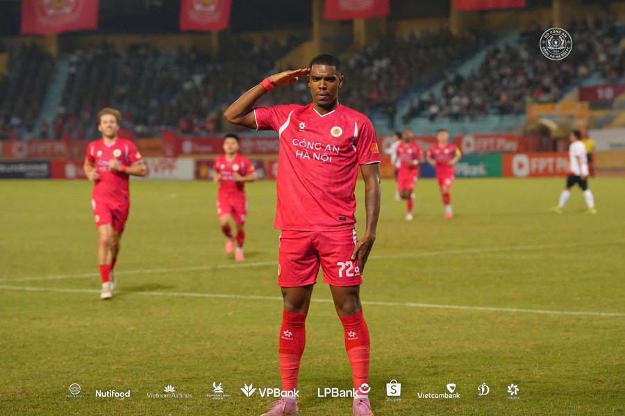 CAHN thắng nghẹt thở CA.TPHCM, tiếp tục bám đuổi top đầu V.League