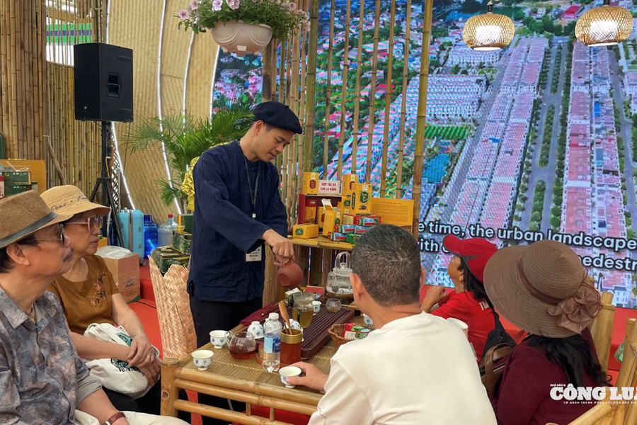 Thái Nguyên mang hương trà và sắc thu đến Hội chợ Mùa thu 2025