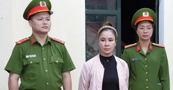 Lập chứng từ khống, 'rút ruột' ngân sách, một nữ hiệu trưởng tại Lào Cai bị bắt