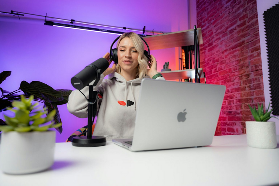 Nhà sáng tạo nội dung vượt mặt báo chí chính thống ở nhiều nước