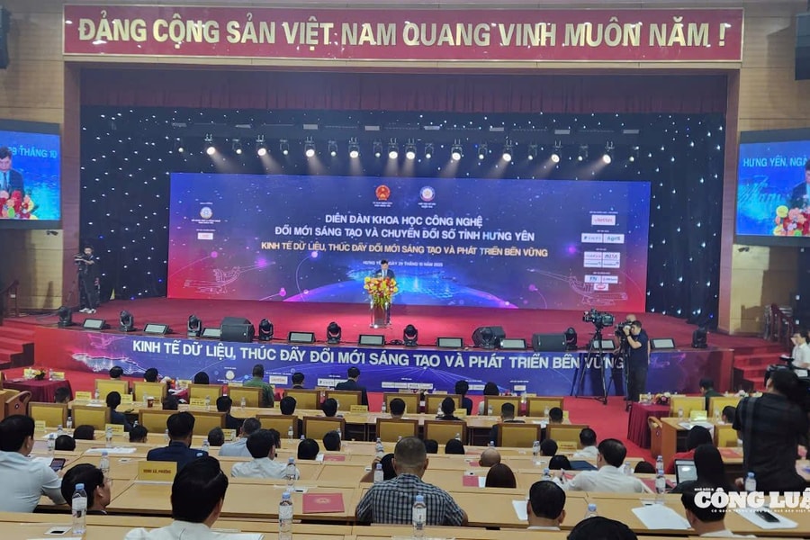 Khai mạc diễn đàn Khoa học Công nghệ, Đổi mới Sáng tạo và Chuyển đổi số tỉnh Hưng Yên năm 2025
