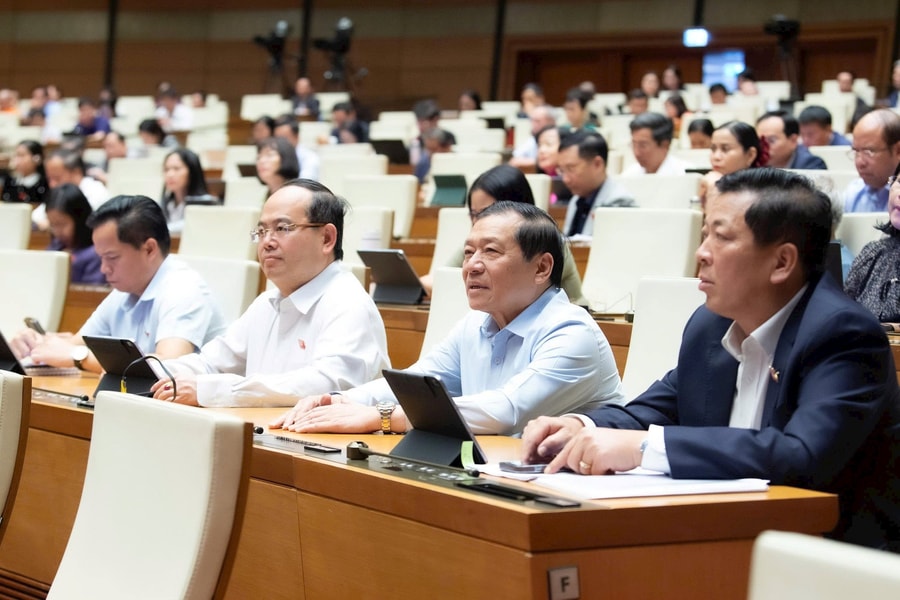 Hôm nay, Quốc hội thảo luận ở Tổ về dự án Luật An ninh mạng