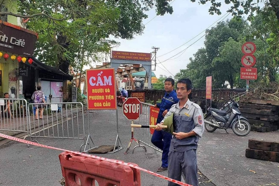 Hà Nội: Cấm phương tiện qua cầu Long Biên hướng vào trung tâm Thành phố