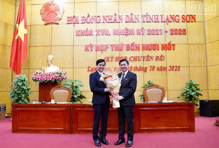 Phê chuẩn kết quả bầu chức vụ Phó Chủ tịch UBND 2 tỉnh Lạng Sơn, Khánh Hòa