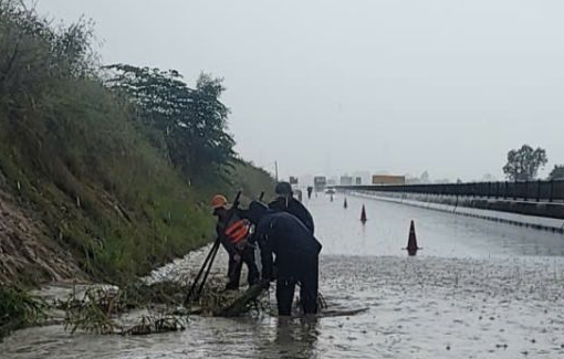 Sạt lở trên cao tốc Bắc - Nam phía Đông đoạn Vĩnh Hảo - Phan Thiết