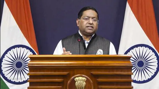 Trung Quốc nới lỏng xuất khẩu nam châm đất hiếm cho Ấn Độ