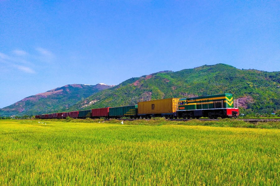 Hoàn thiện thủ tục khởi công đường sắt Lào Cai - Hà Nội - Hải Phòng