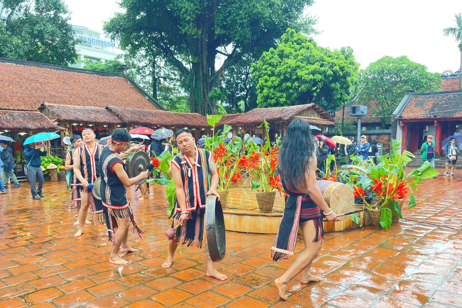 Festival Thăng Long - Hà Nội 2025: Khai mạc chương trình 'Hội tụ di sản'