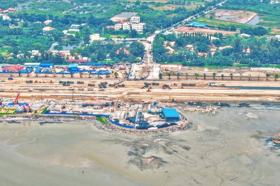 Vinhoms Cần Giờ sử dụng công nghệ san lấp biển bền vững hàng đầu thế giới