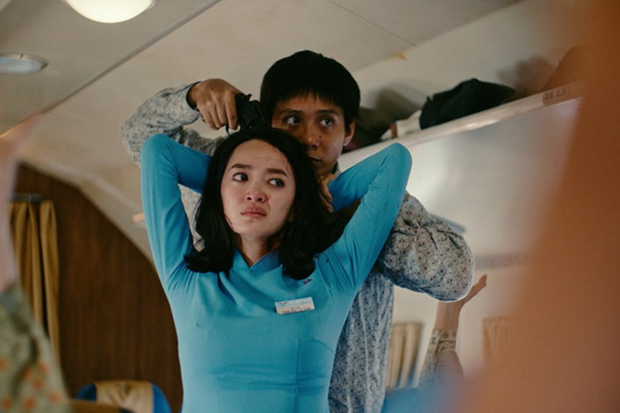 ‘Tử chiến trên không’ vượt mốc 250 tỷ đồng doanh thu phòng vé