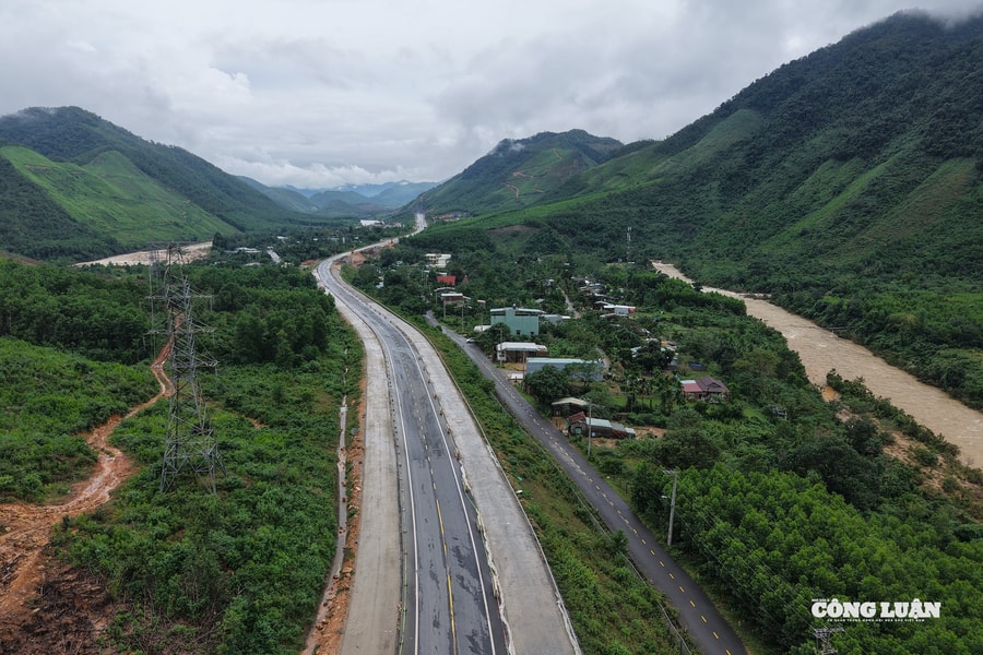 Nâng cao hiệu quả vận hành khai thác hệ thống đường cao tốc