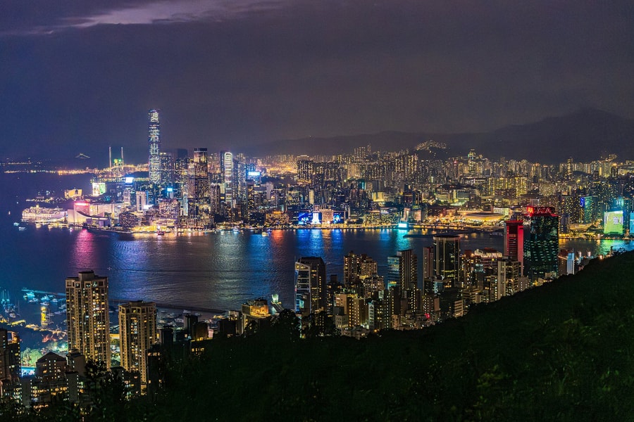 Vẻ đẹp khu du lịch châu Á bị bào mòn vì quá tải khách