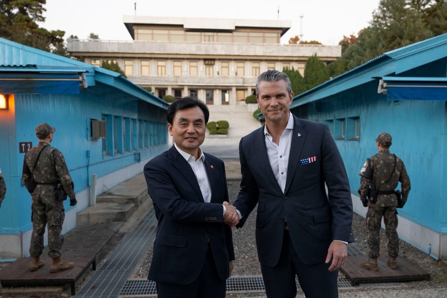 Triều Tiên diễn tập khi Bộ trưởng Chiến tranh Mỹ thăm Khu phi quân sự