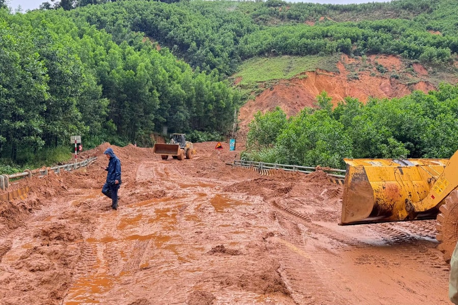 Hoàn thành đưa 40.000 rọ thép từ miền Nam ra miền Trung chống sạt lở
