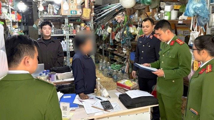 Cao Bằng: Bắt đối tượng buôn bán trái phép 19 hóa đơn trị giá 1,7 tỷ đồng
