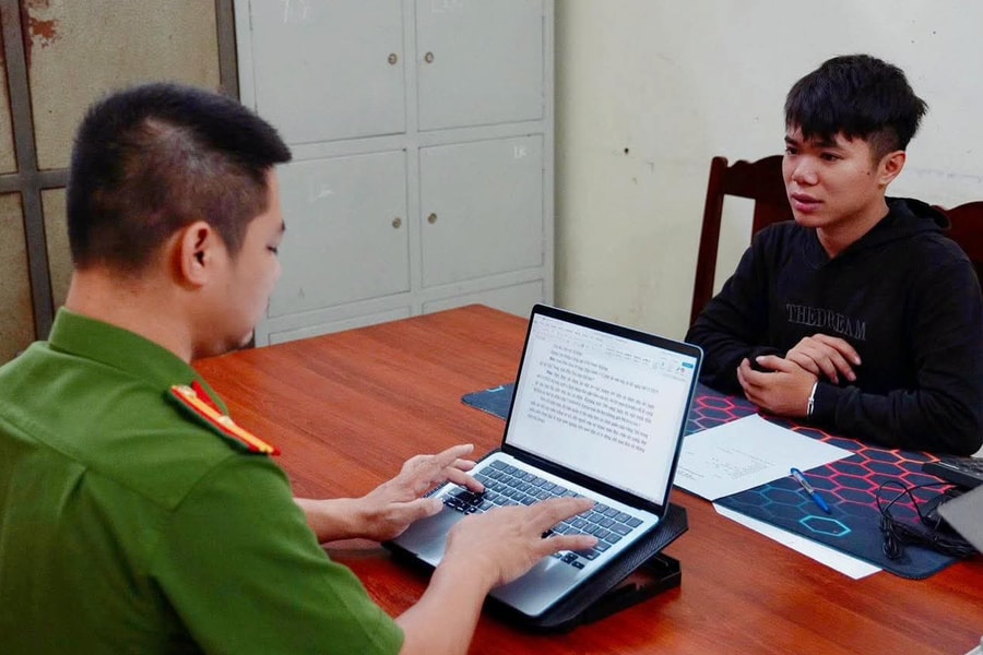 Bắt giữ đối tượng cướp tài sản cửa hàng Thế giới di động tại Phú Thọ