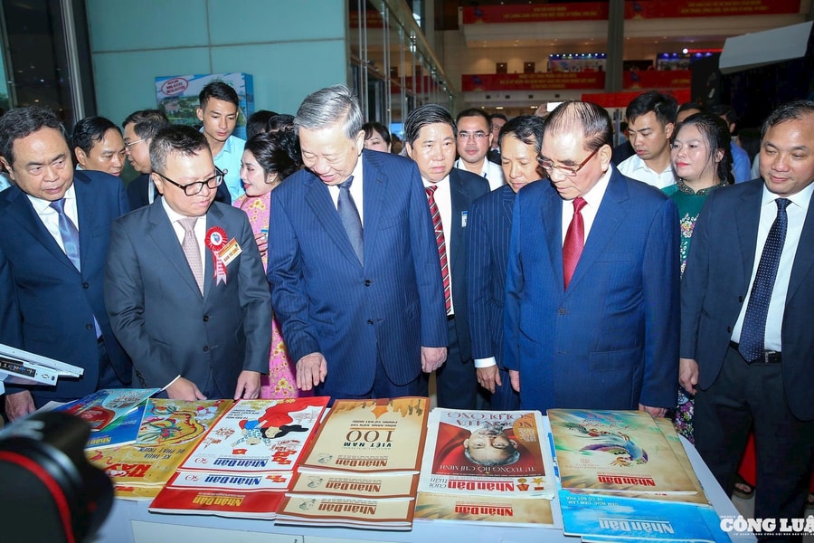 Bài 1: Toà soạn Tinh - Gọn: “Mệnh lệnh” tất yếu trong kỷ nguyên số