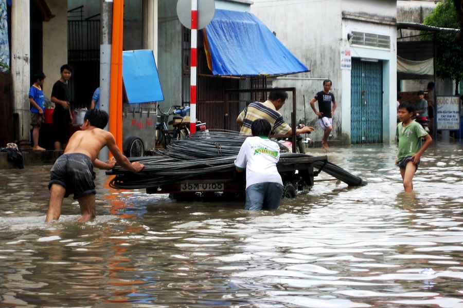 Chống ngập úng từ miền núi đến đồng bằng: Bộ NN&PTNT đề xuất giải pháp tổng thể, huy động bốn nguồn lực đầu tư