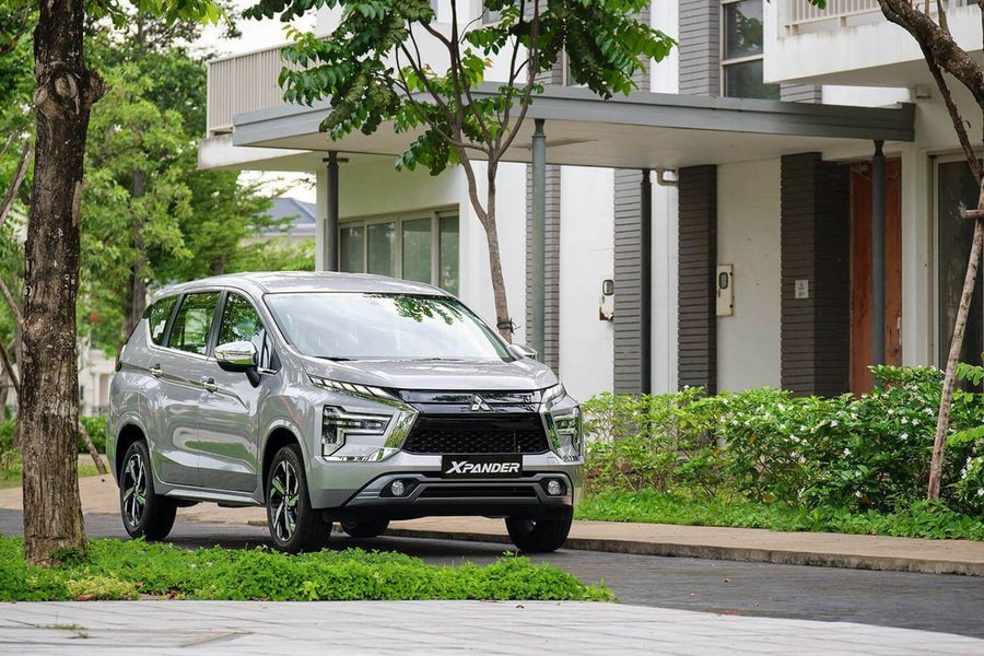 Giá xe Mitsubishi tiếp tục giảm đồng loạt