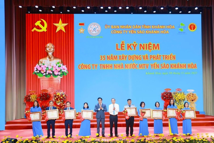 Kỷ niệm 35 năm Ngày thành lập Công ty Yến sào Khánh Hoà