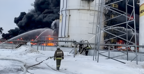 Nga ngừng xuất khẩu gần 2 triệu tấn dầu diesel sau khi 21 nhà máy bị Ukraine tấn công