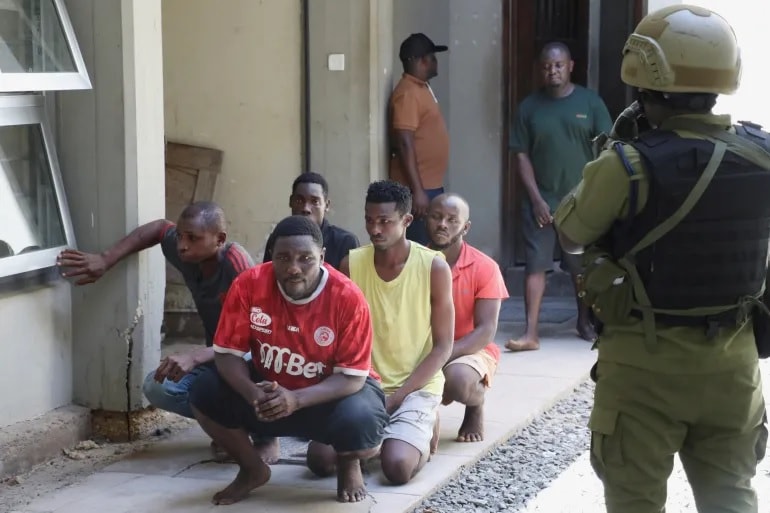 Tanzania bắt quan chức đối lập, hàng trăm người đối mặt tội phản quốc