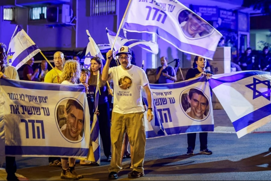 Hamas bất ngờ trao hài cốt con tin Israel thiệt mạng từ 11 năm trước