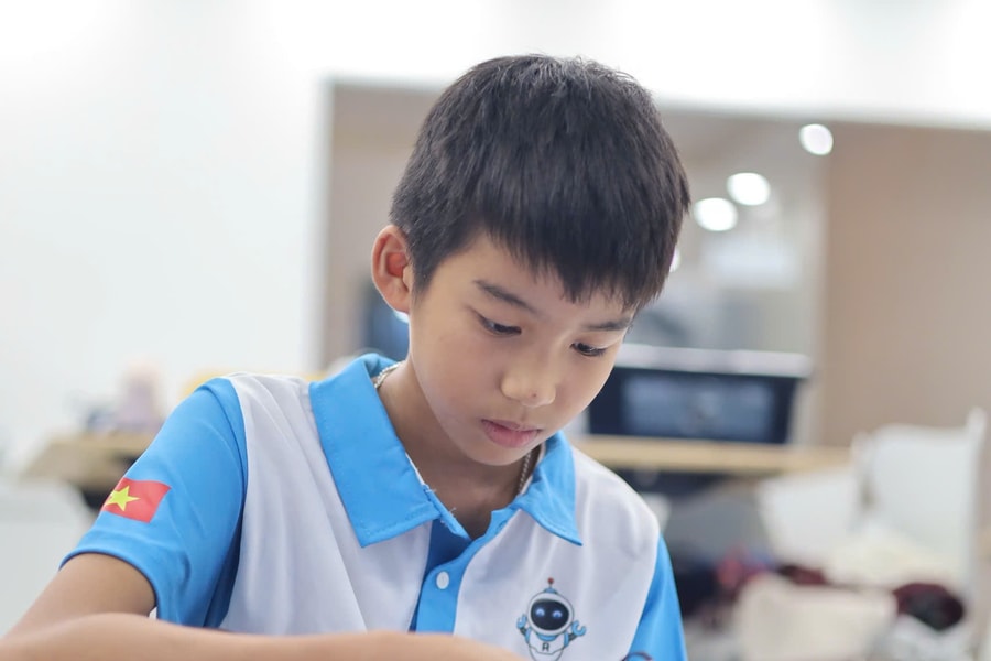 Cậu học trò Hà Tĩnh giành giải Ba toàn quốc Cuộc thi Sáng tạo Robotics 2025
