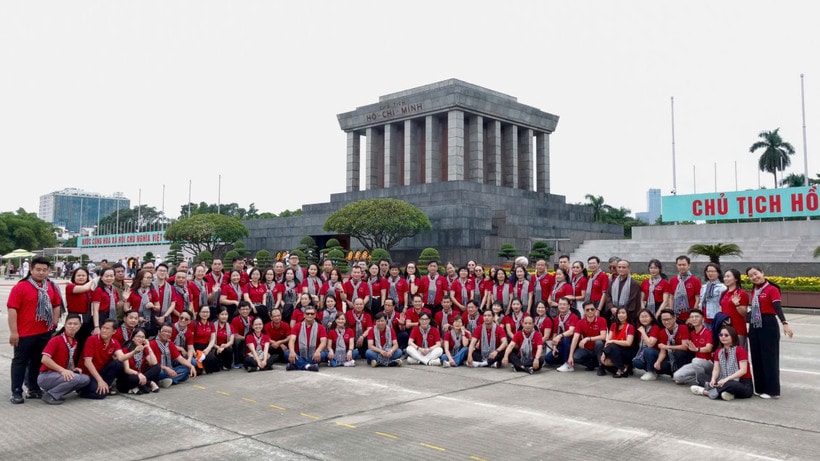 Đoàn công tác Tuyên giáo – Dân vận, Báo chí – Xuất bản TP HCM hành trình về nguồn tại các 'địa chỉ đỏ' cách mạng