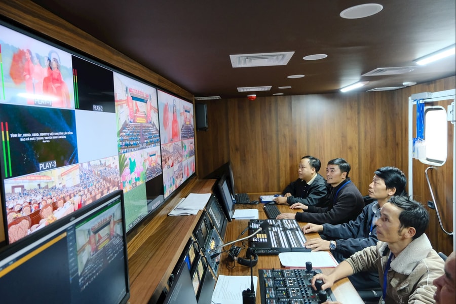 Bài 2: Vừa phải gọn, vừa phải gồng…