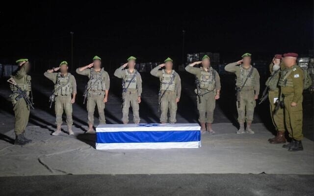 Israel tiếp nhận thêm một thi thể con tin, chỉ còn lại ba người ở Gaza