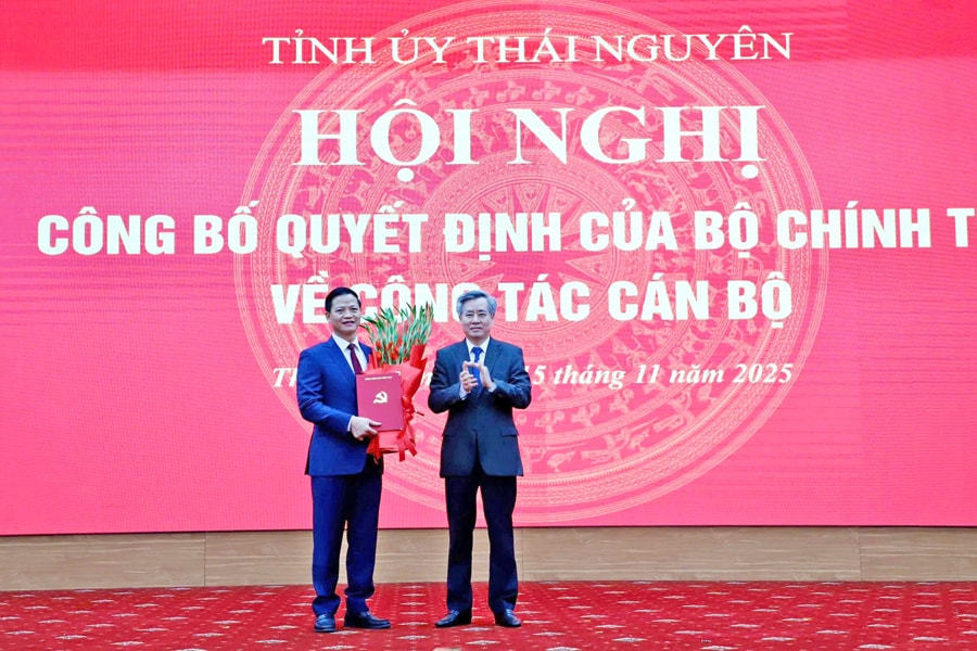 Chủ tịch UBND tỉnh Bắc Ninh Vương Quốc Tuấn giữ chức Phó Bí thư Tỉnh ủy Thái Nguyên