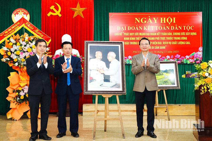 Ninh Bình đồng loạt tổ chức Ngày hội Đại đoàn kết toàn dân tộc tại thôn, tổ dân phố