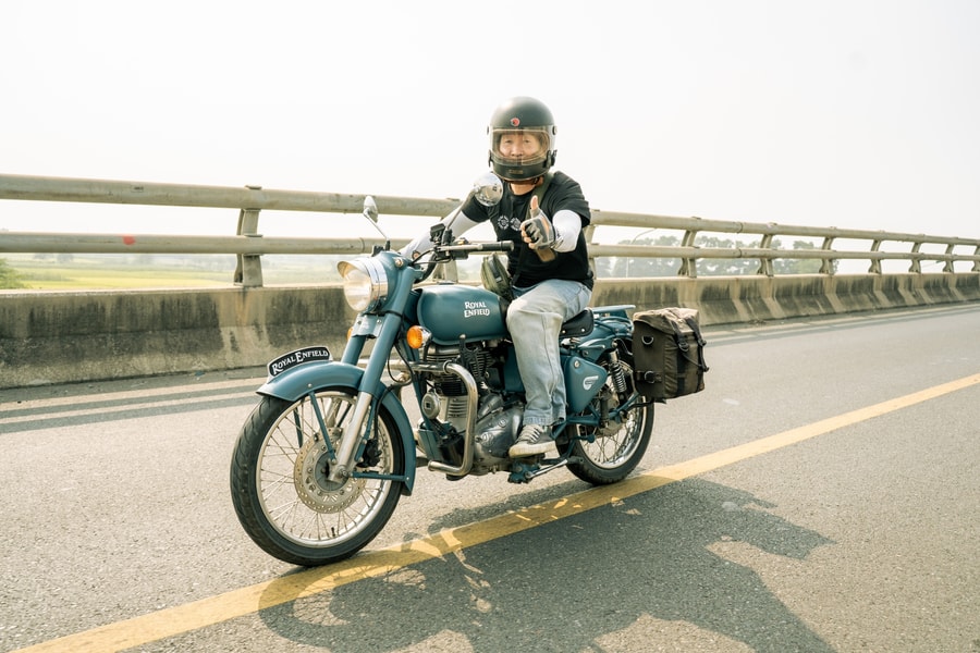 Royal Enfield tái xuất thị trường mô tô Việt Nam