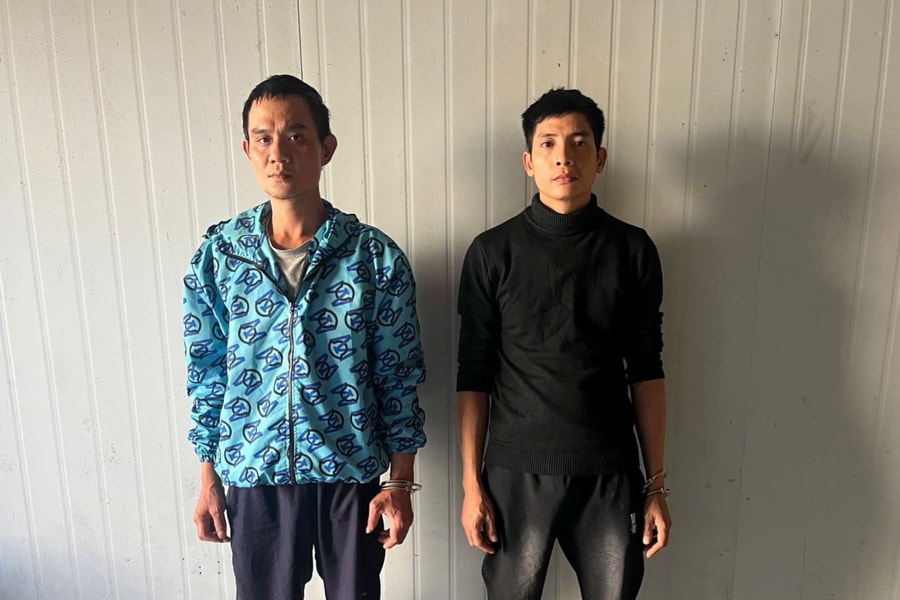 Bắt giữ hai đối tượng trộm cắp tiền trong ô tô tại khu công nghiệp