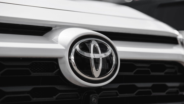 Toyota thay đổi chiến lược, kéo dài vòng đời xe lên 9 năm